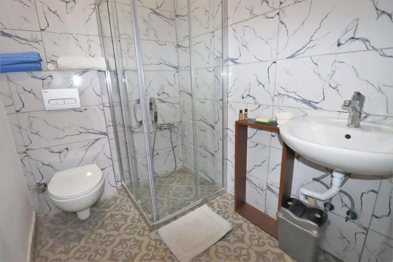 Appartement Feine Wohnung Mitten Im Zentrum Kuşadası Turkije